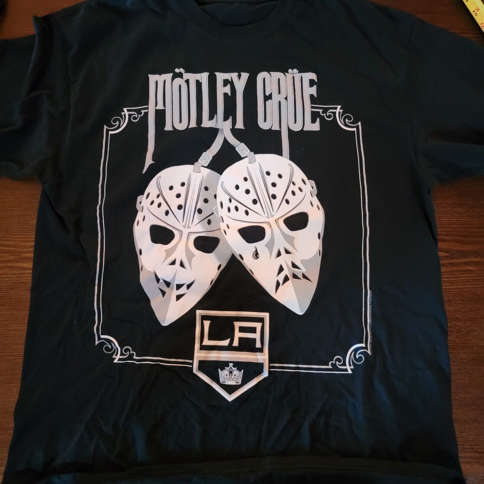 Motley Crue La Kings Concert Tour Hockey Shirt Very Rare Size L