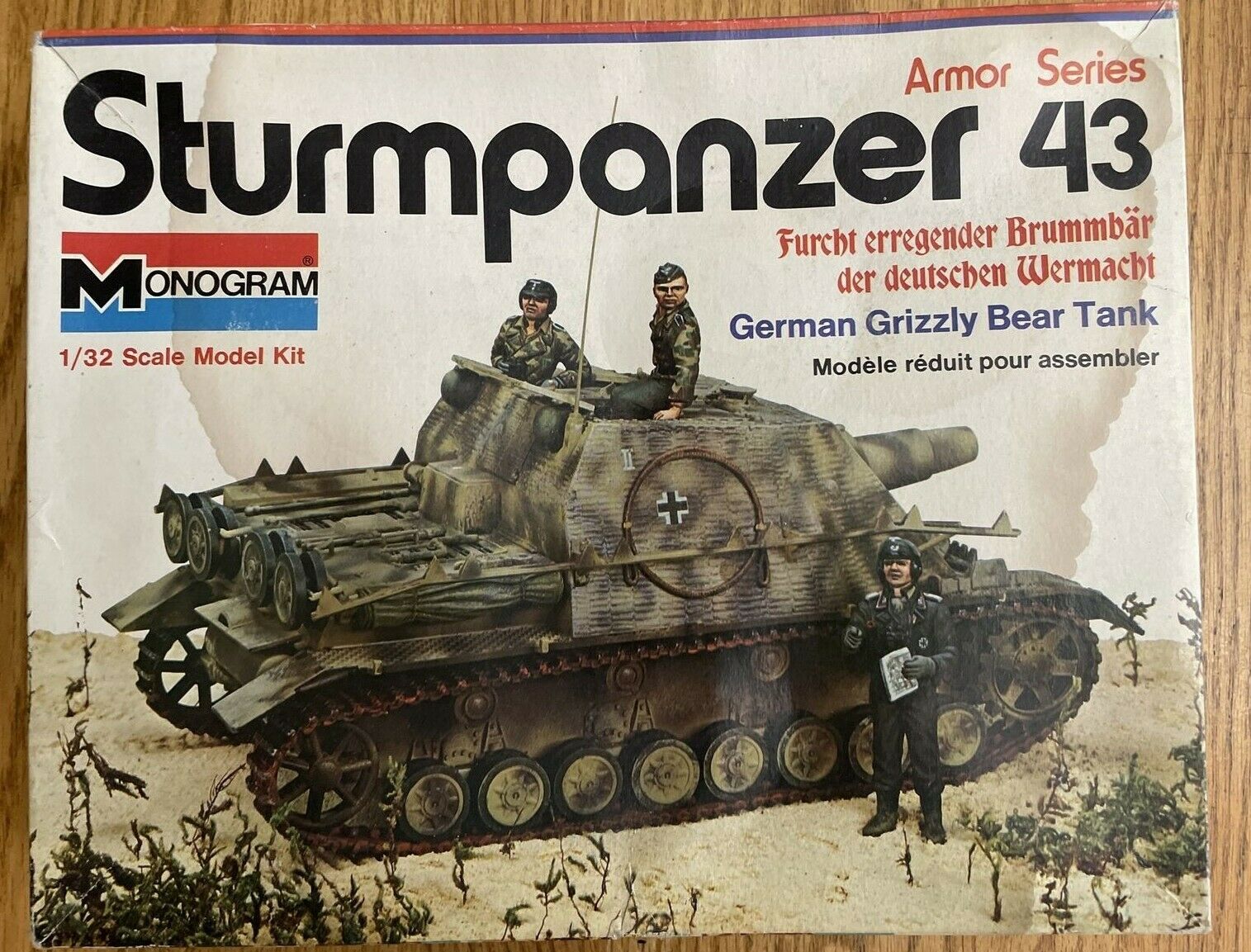 Vintage Monogram Sturmpanzer 43 German Grizzly Bear Tank 1/32 Scale Kit 7506 Usa